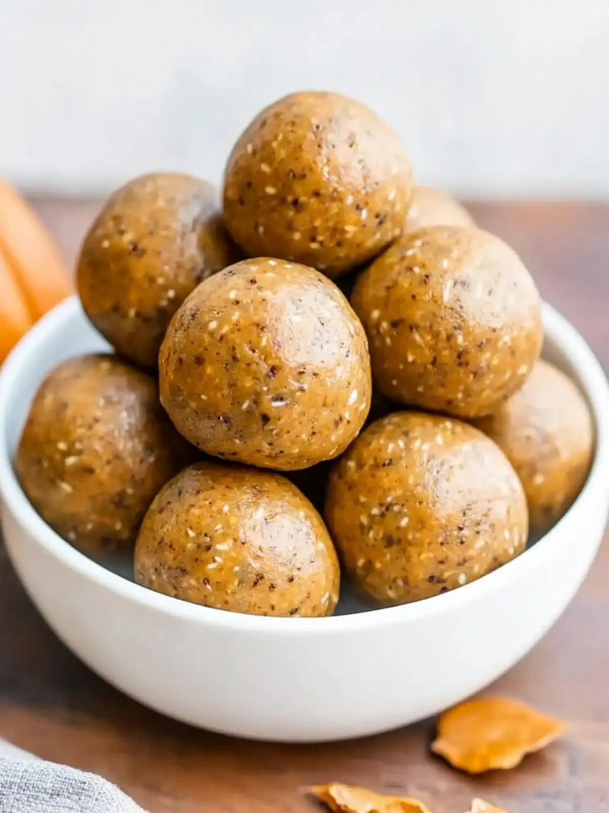 No-Bake Healthy Pumpkin Pie Energy Balls for Fall Bliss 4 No-Bake Healthy Pumpkin Pie Energy Balls